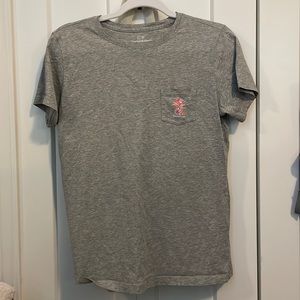 Woman’s Small Vineyard Vines Tshirt